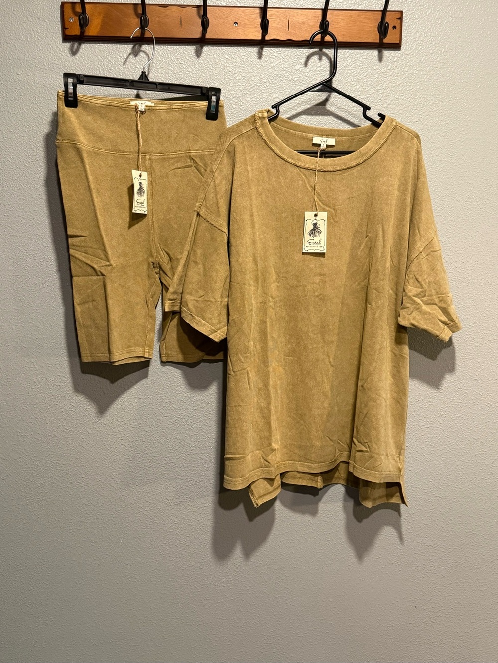 Easel two piece oversized faded Olive shirt and biker shorts set Small